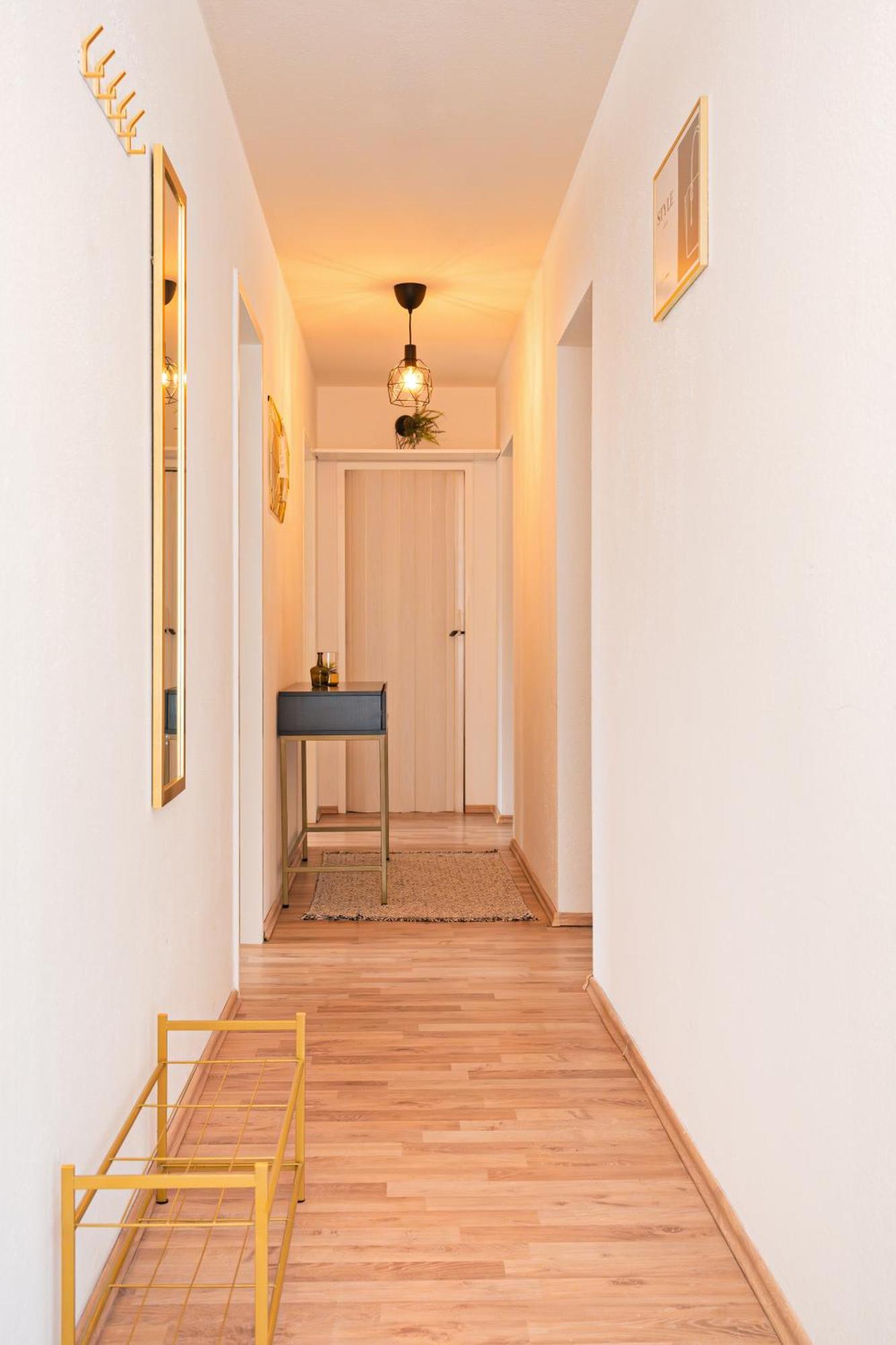 Smart Home - Wuppertal - Perfect For 6 Guests - Central - Netflix - Schwebebahn - Free Parking Zone Экстерьер фото